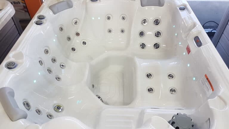 Calgary Hot Tubs for Sale 92
