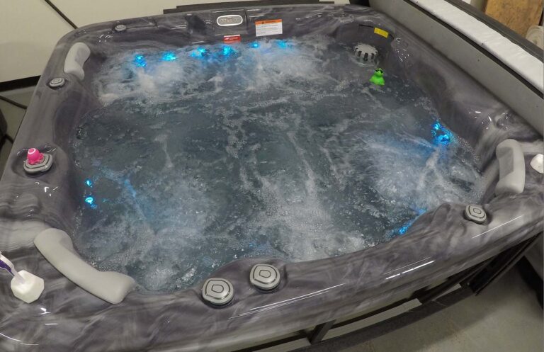 Calgary Hot Tubs for Sale 94