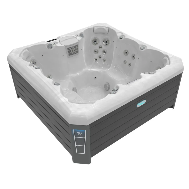 Wellis-Lima-Life-Hot-Tub