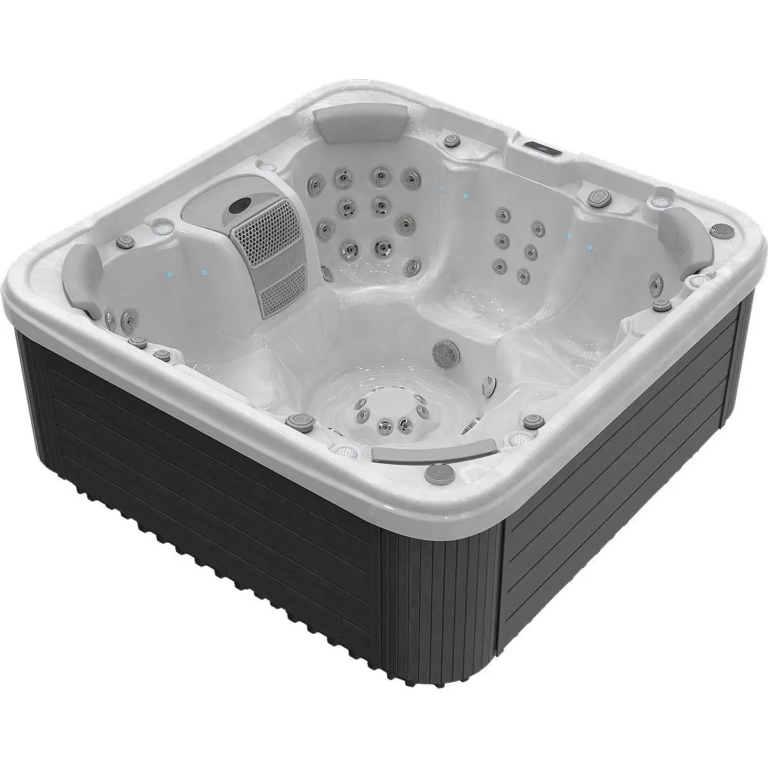 Wellis-Vienna-Hot-Tub